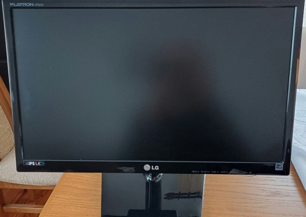 Monitor LG LED IPS  22 cale