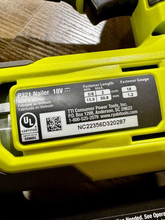 Sztyfciarka Ryobi 18V P321 16 do 50mm 18G 1,2mm gwoździarka do listew