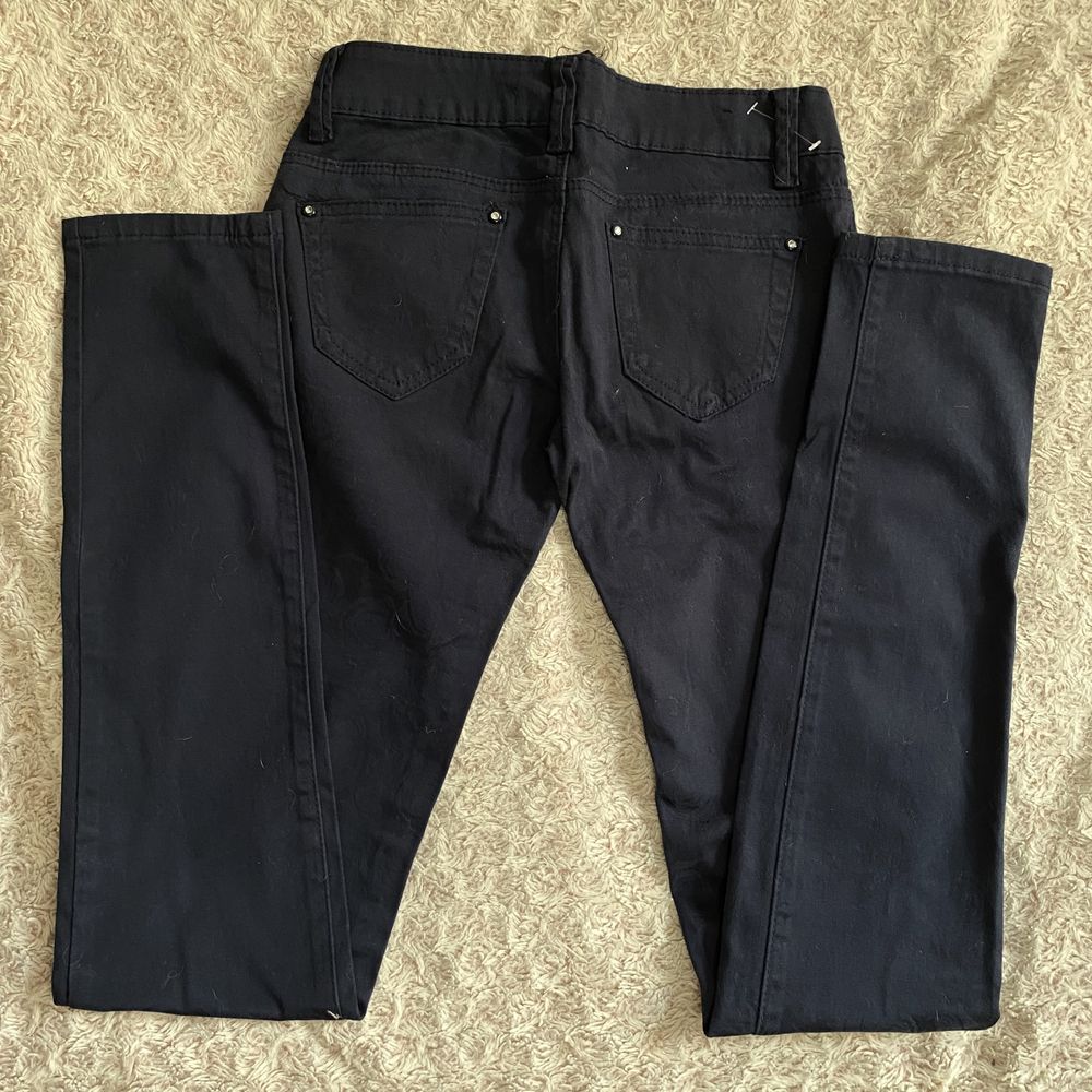 Jeansowe spodnie tthouse