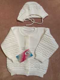 Nowy komplet do chrztu, biały sweterek i czapeczka w stylu retro