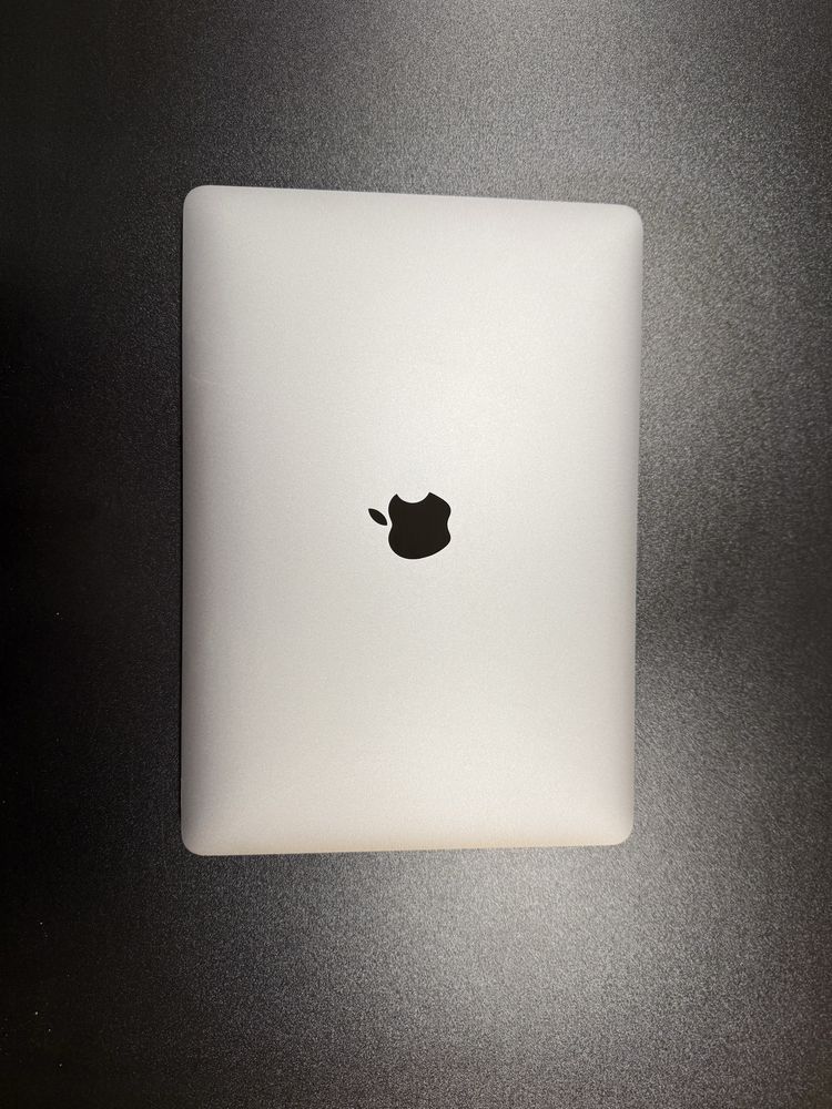 Macbook Pro 2020 13” 16GB RAM - 512GB cinzento sideral com caixa