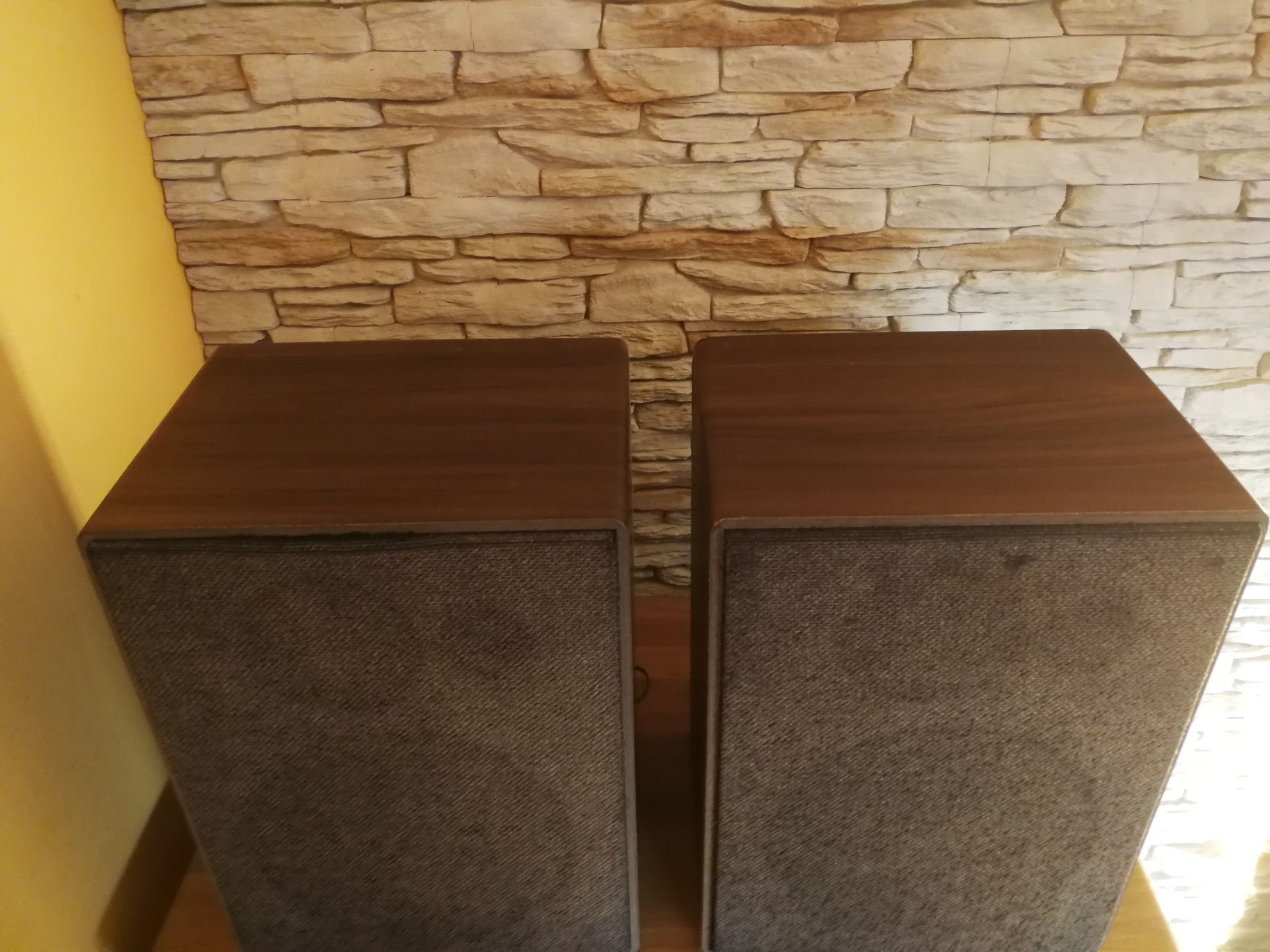 Dobrej jakości kolumny do Twojego sprzętu z PRL. Made in West Germany