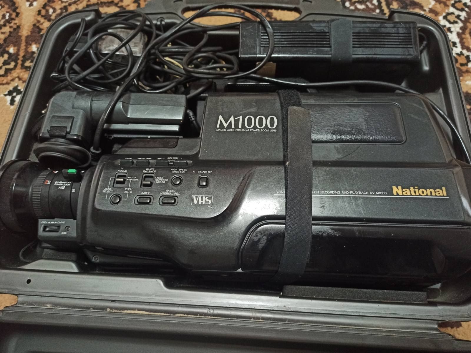 Видеокамера японская National M1000