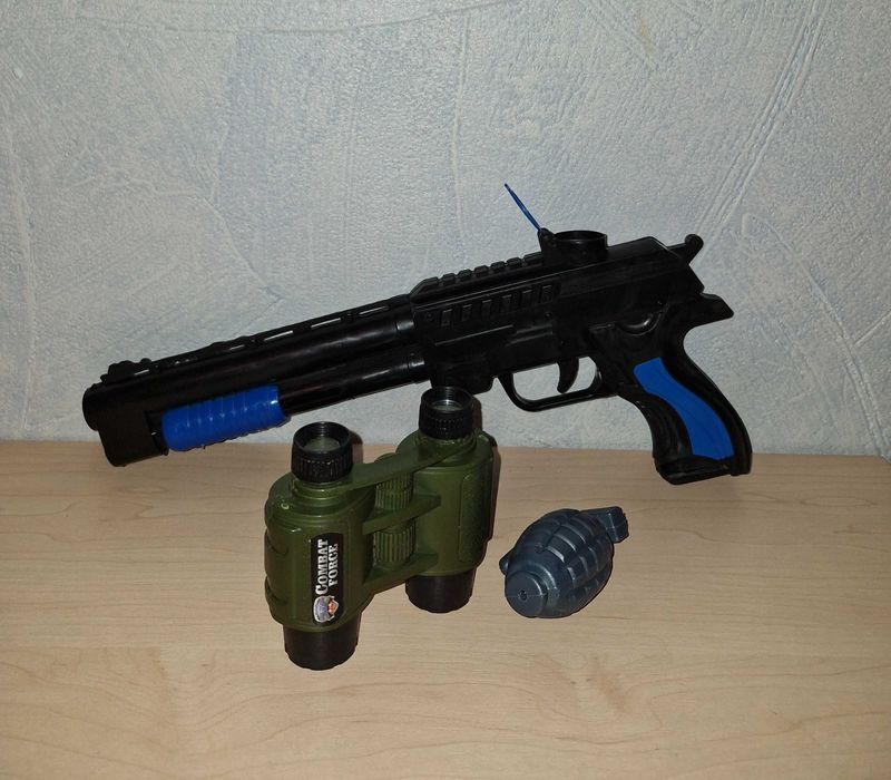 Військовий набір солдатиків та спецтехніки гра комбат