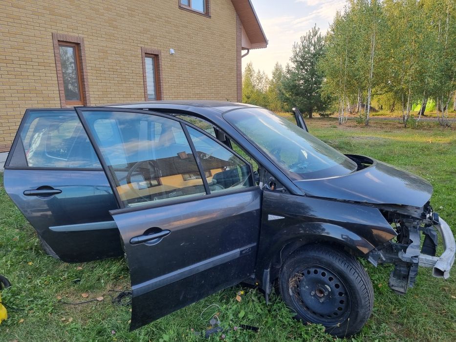 Розбираю Renault Scenic Рено сценік 2