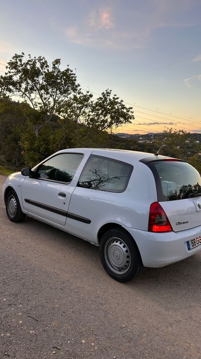 Renault clio comercial 1.5 tdci