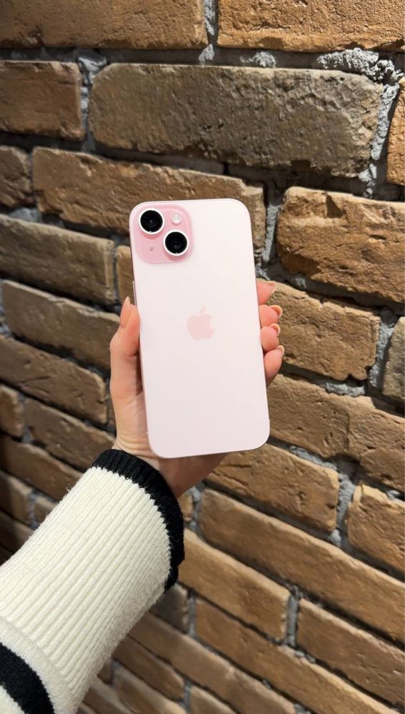 Iphone 15 ,з обʼємом памʼяті 128 ,Pink (E-sim)