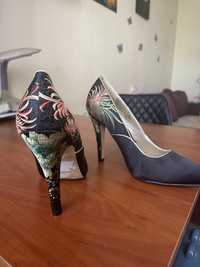 Туфлі жіночі атлас нові 38 розмір дуже класні