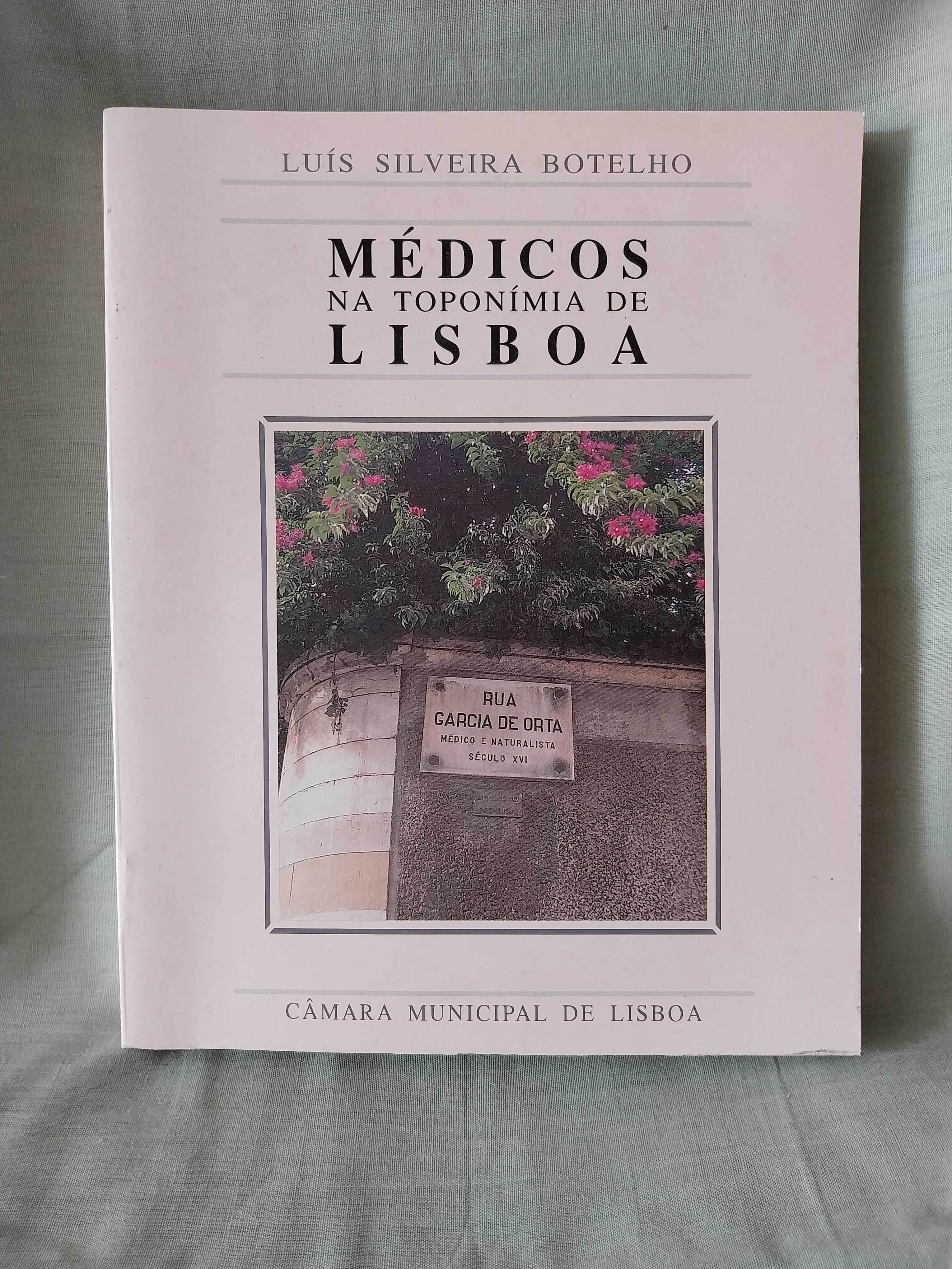 Livros antigos e coleções