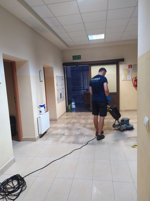Czyszczenie posadzek, mycie podłóg, gresu, kafelek sprzątanie