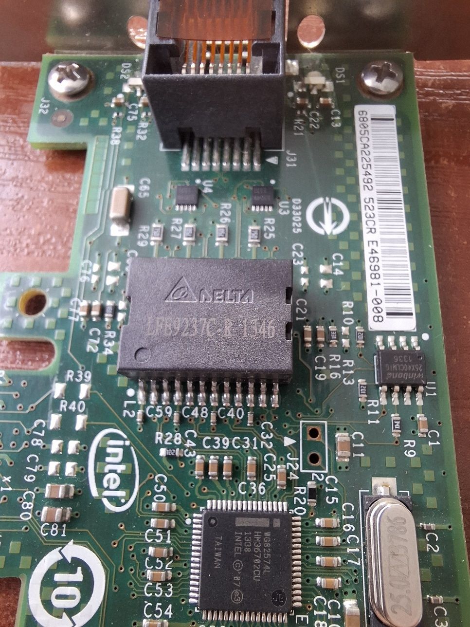 Сетевая карта Intel Gigabit Ethernet EXPI9301CTBLK 893647 Оригинал.
