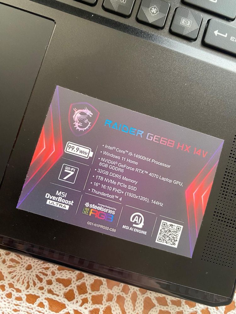 Portatil Msi raider GE68 HX 14v