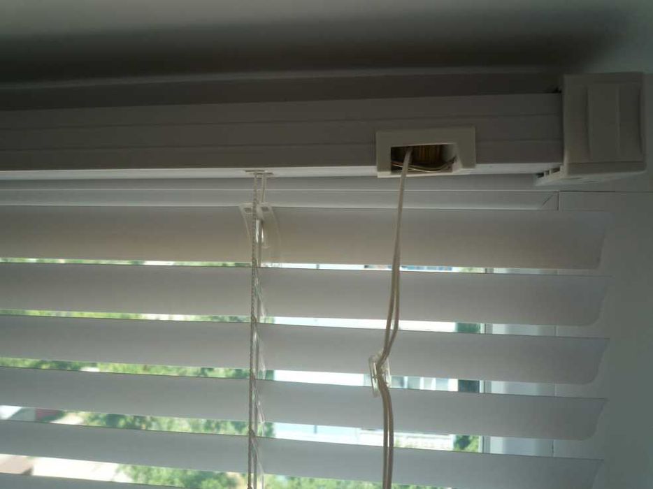 Жалюзі пластикові  білі. Ціна -якість