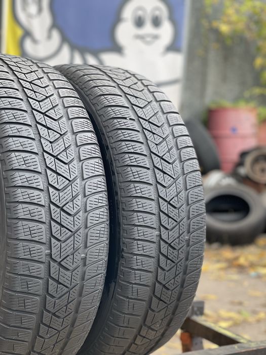 Шини Зимові 2шт 225/65 R17 Pirelli Scorpion