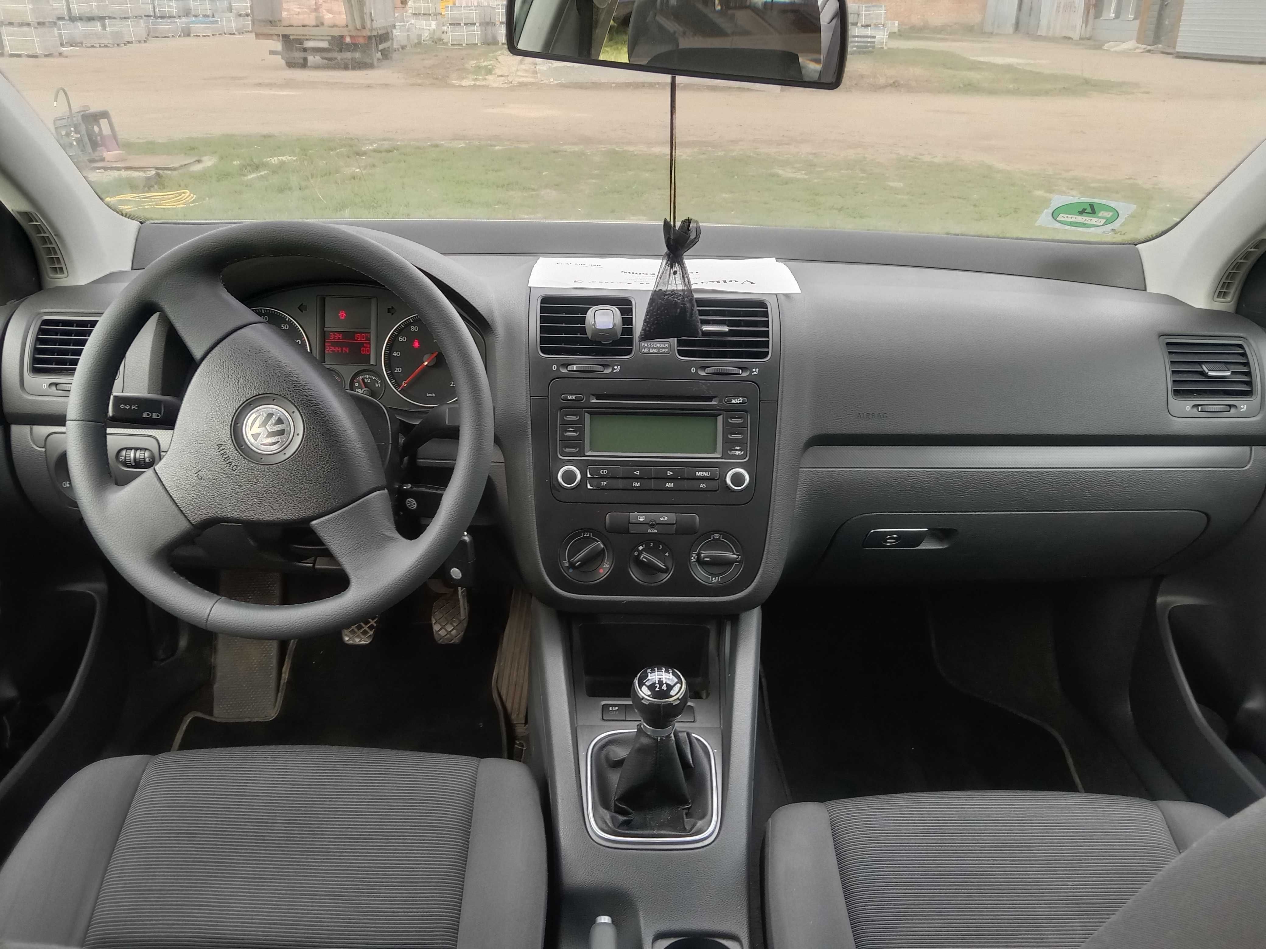 Авто в Розстрочку Volkswagen golf 5