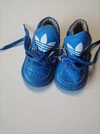 Buciki adidas roz. 18,5