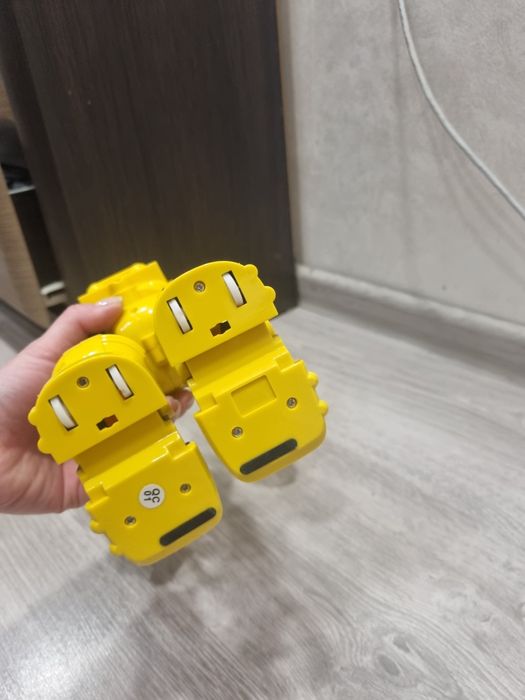 Робот інтерактивний