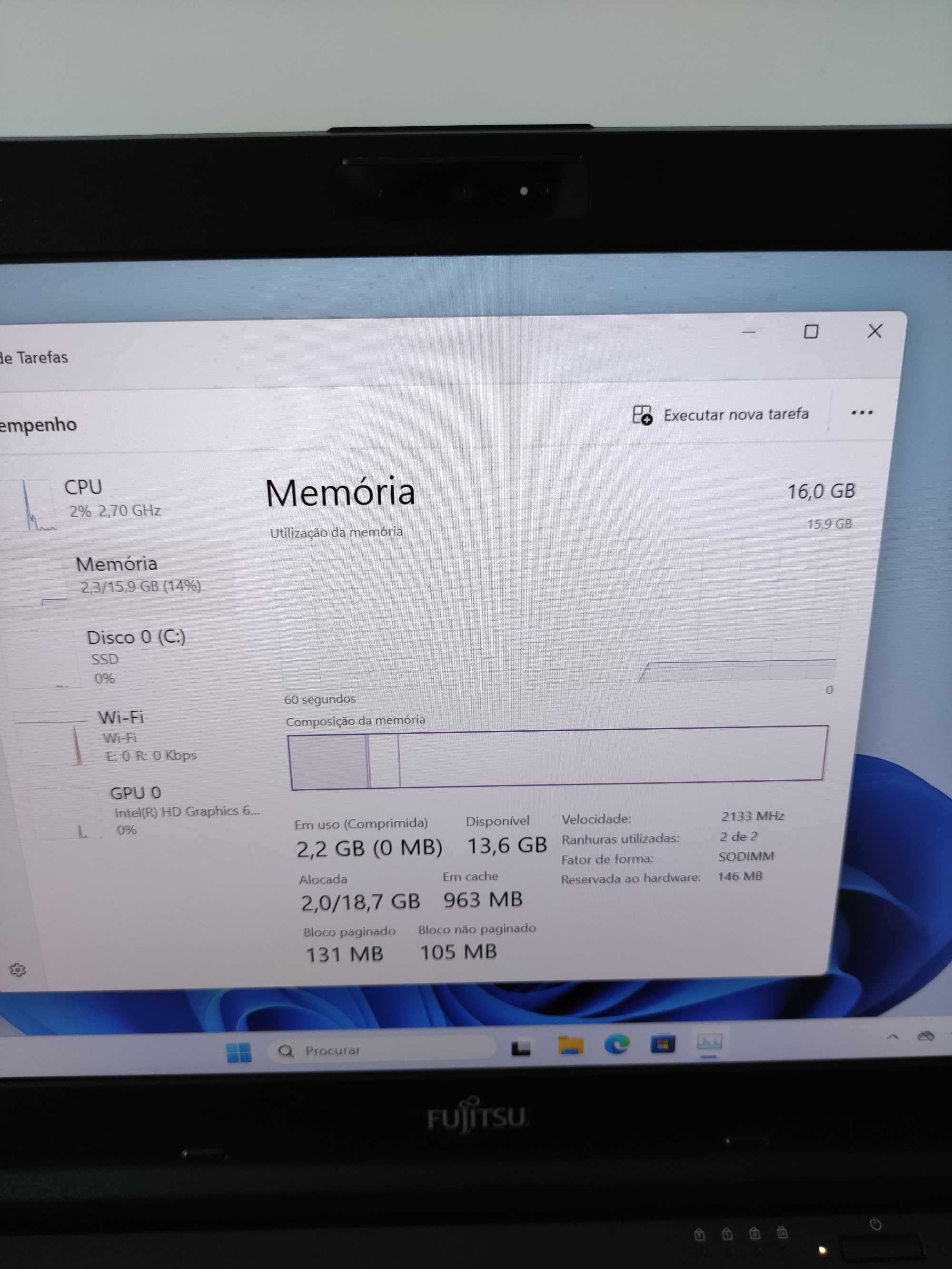 Portátil Fujitsu E448 - Intel i7-7500U - 16GB RAM
