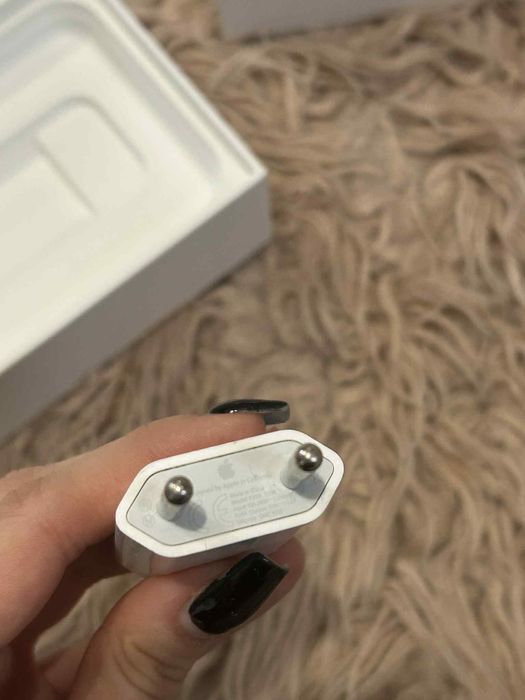 iphone XR + 9 caseów