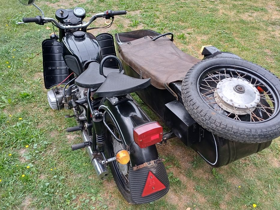 Dniepr 11 z koszem bocznym k750 Ural m72