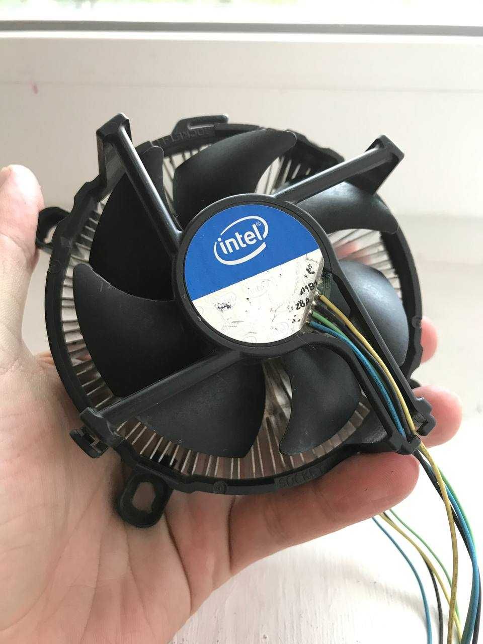 Кулер для процессора Intel