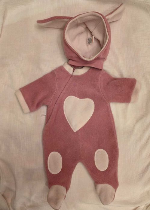 Macacão e gorro para Bebé Menina Coelhinha 50 cm. COCOON Novo