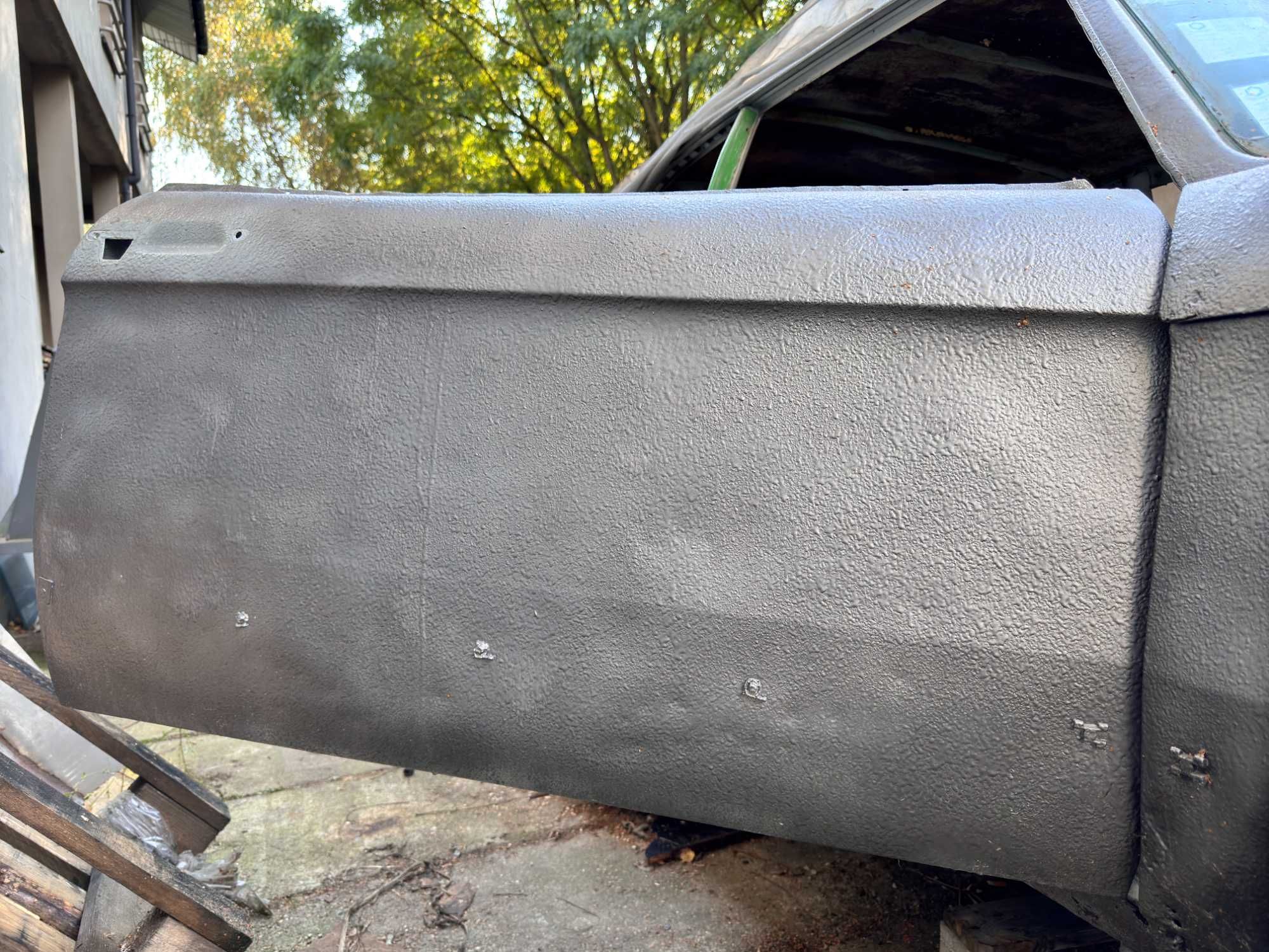 BMW 2002 E10 w całości na części karoseria