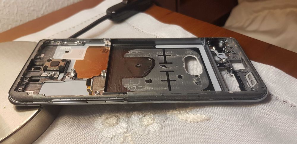 Frame Samsung S20 SM-G980F