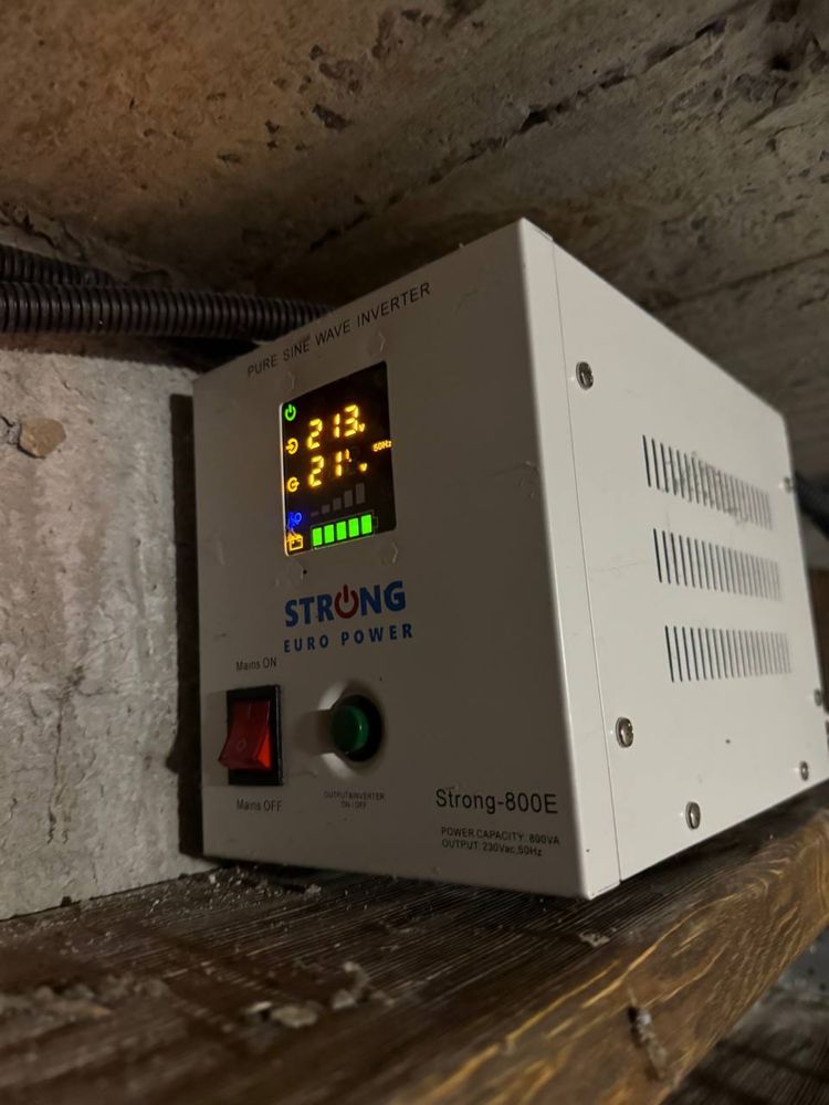Источник бесперебойного питания(UPS)Strong Euro Power 800E/VA/500W 12V