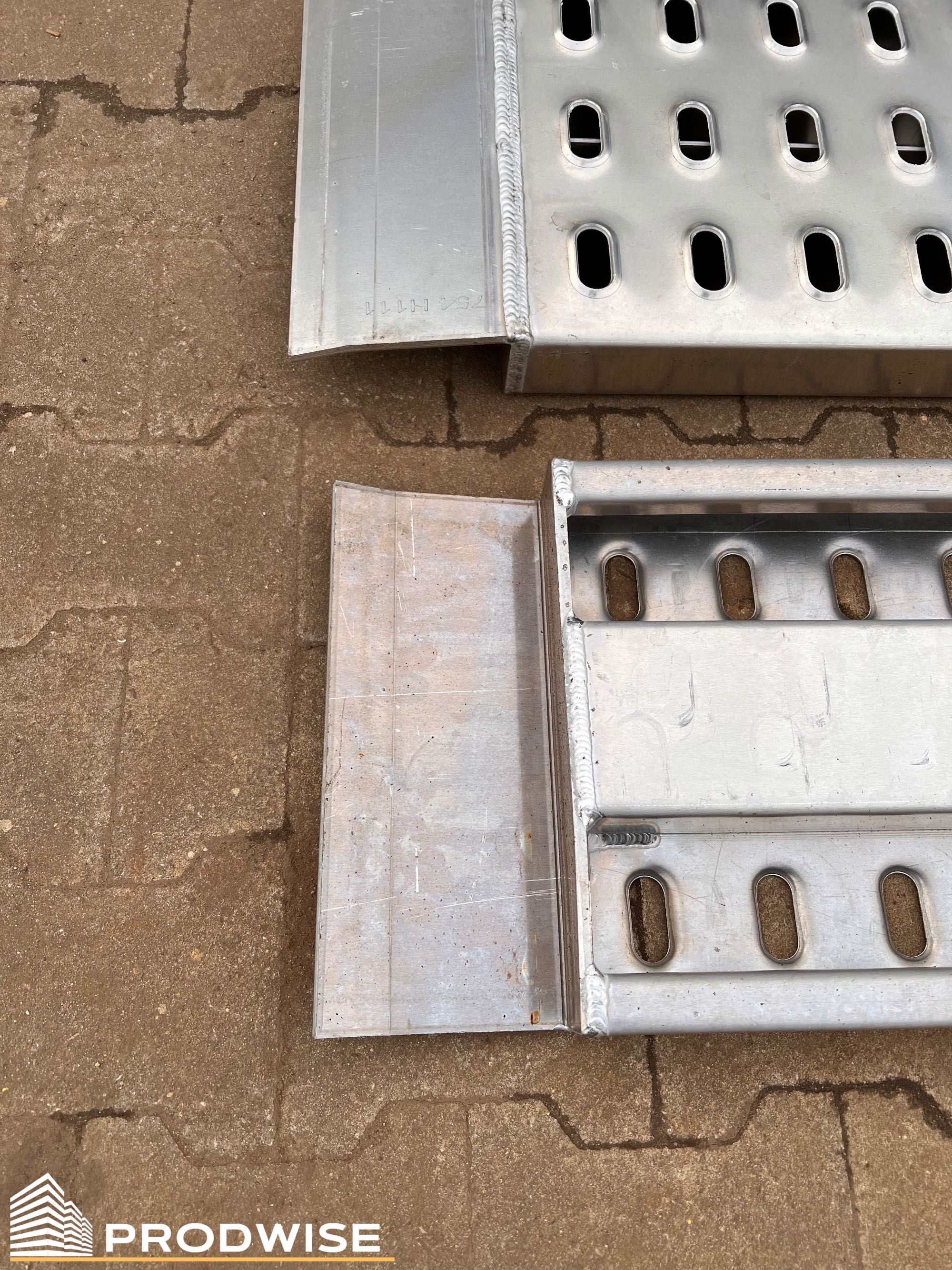 Najazdy / podjazdy / trapy wjazdowe aluminiowe lohr 3000 mm / 3 m