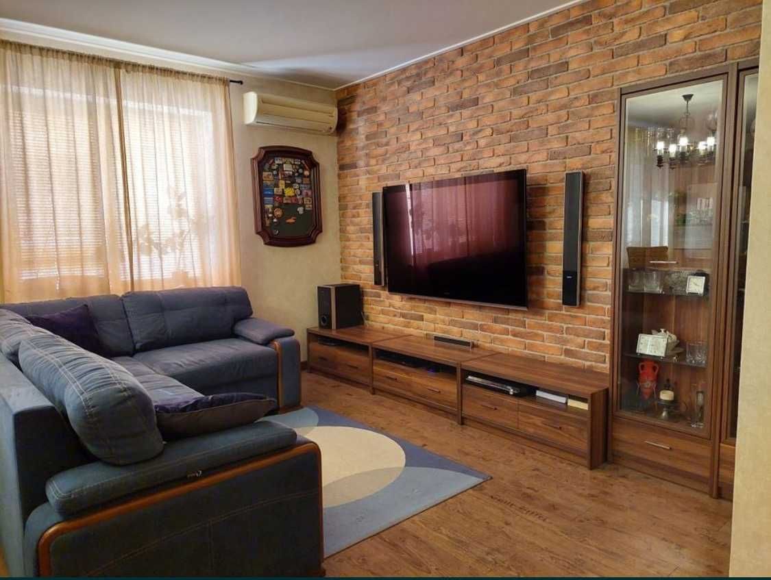 БЕЗ КОМІСІЇ! Велика квартира з якісних матеріалів. ПОКРОВСЬКИЙ парк