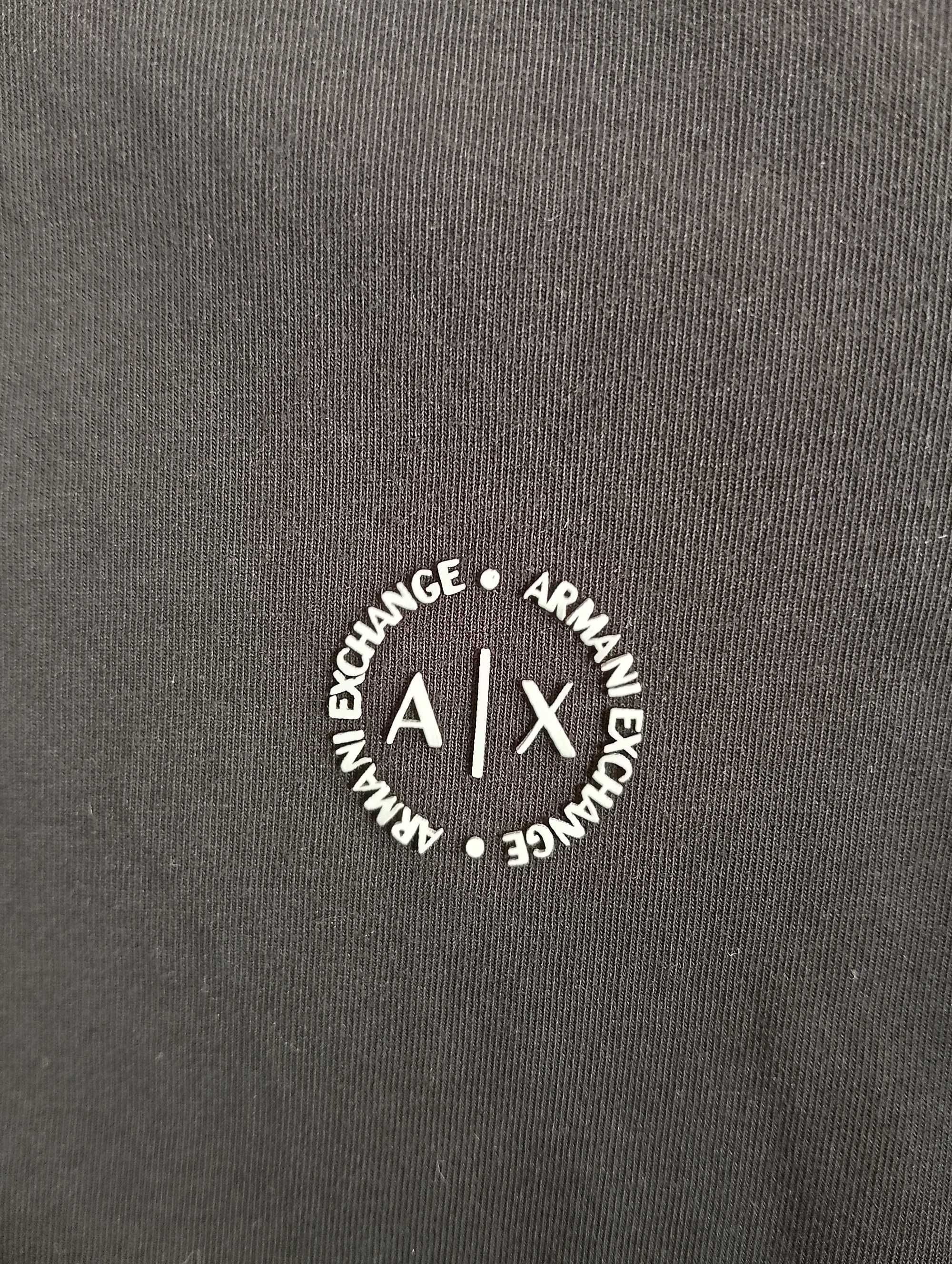 GIORGIO ARMANI. Markowa koszulka damska.