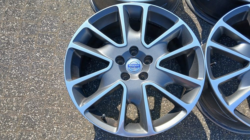 18" Volvo  oryginal  5x108  8j et55 XC60  Xc70 v70 v40 C70 Ford