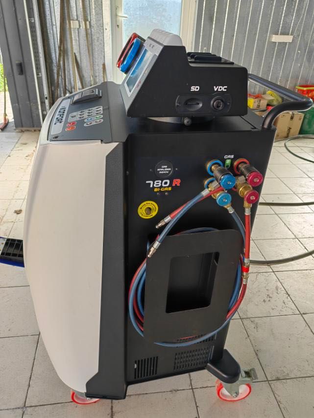 Автомат для заправки кондиціонерів 2 газа TEXA Konfort 780R TOUCH Bi-G