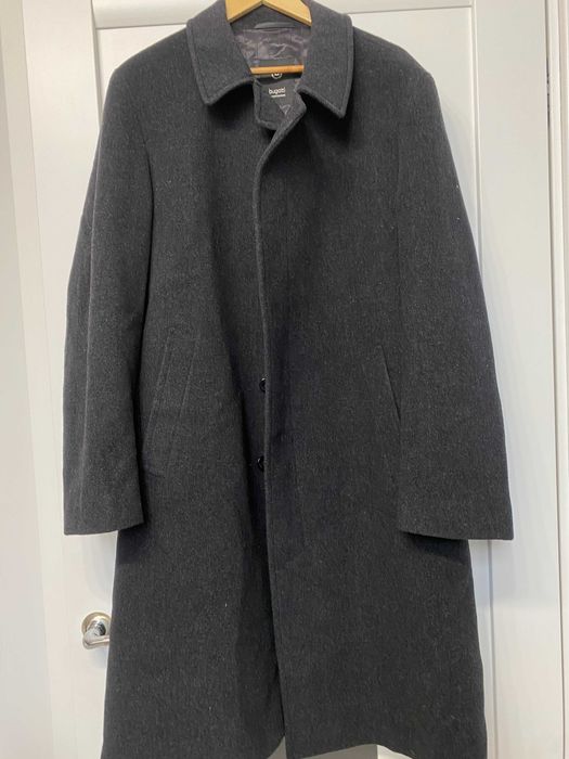 Продаж чоловічого пальто Bugatti