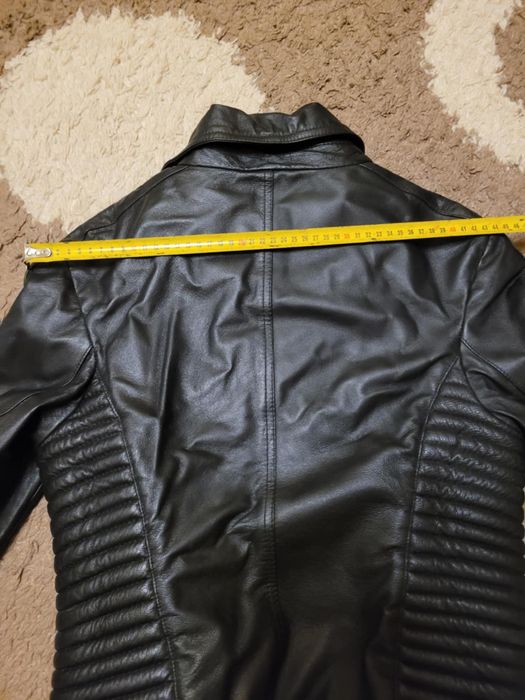 Куртка шкіряна розмір М