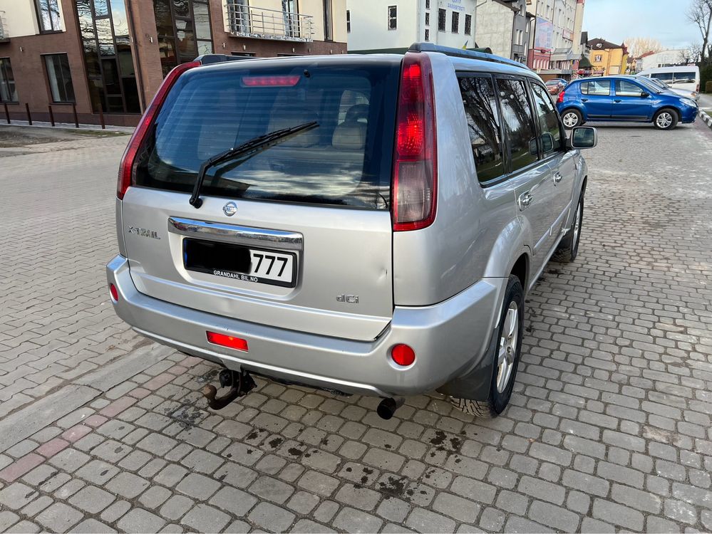 Nissan X-trail 2.2d 4 wd Lock не розмитнений