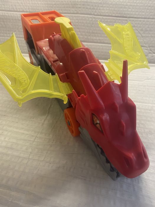 Hot weheels Трек дракон