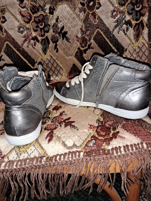 Обувь женская. Скейтеры кросовки.осенняя