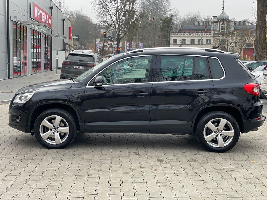 Volkswagen Tiguan 2.0 Tsi 4x4 2009 rok