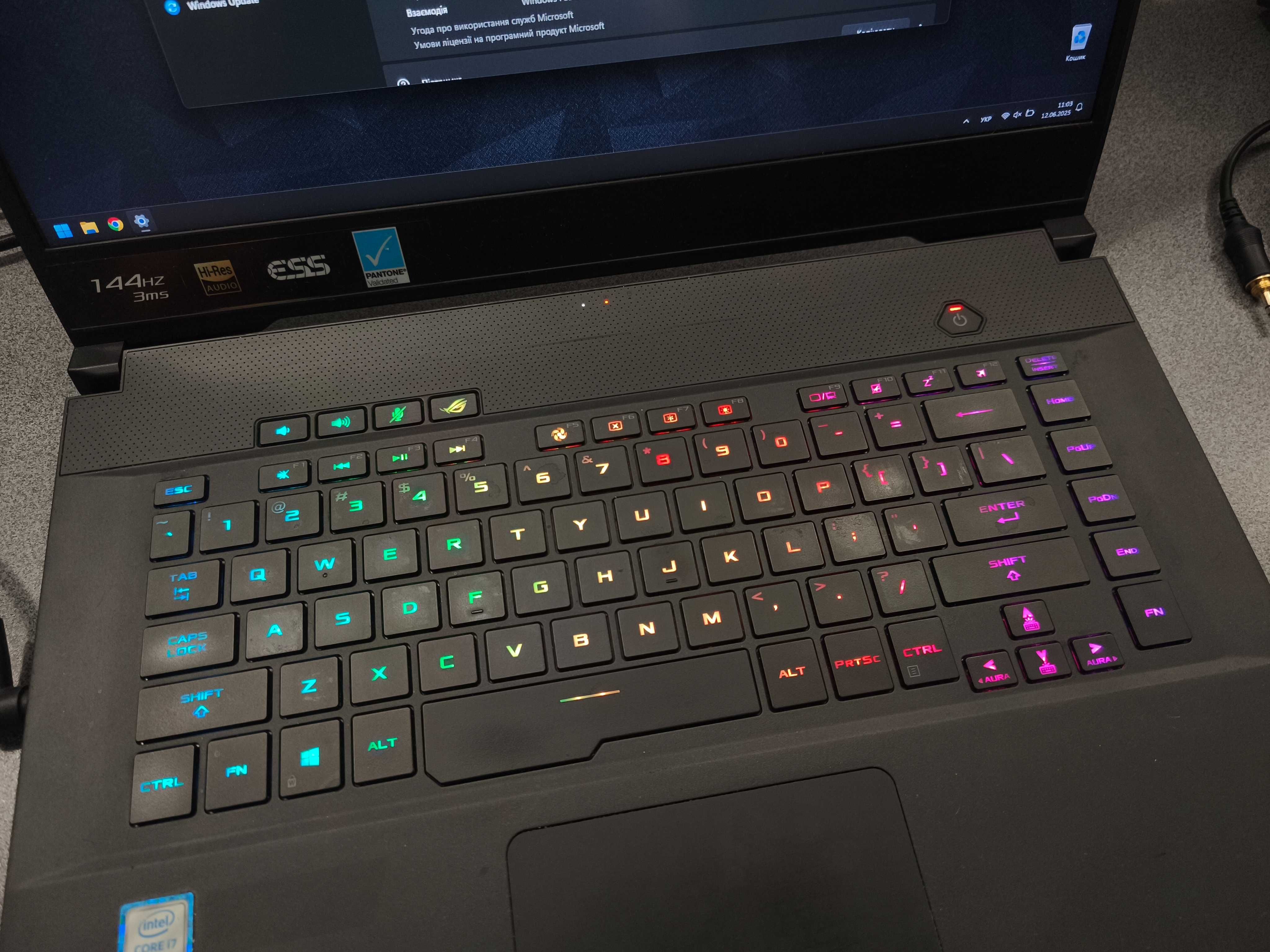 Asus ROG Zephyrus M15 GU502G  i7-9750H  RTX2060  16GB DDR4  SSD1TB