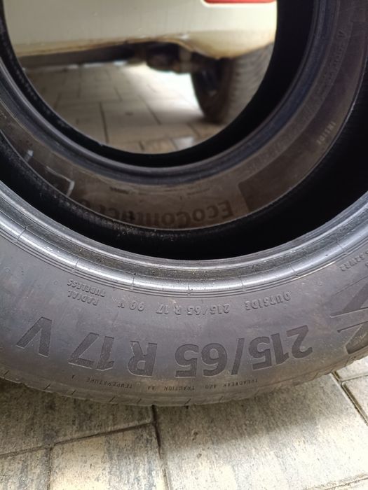 Opony prawie nowe Dębica i Continental