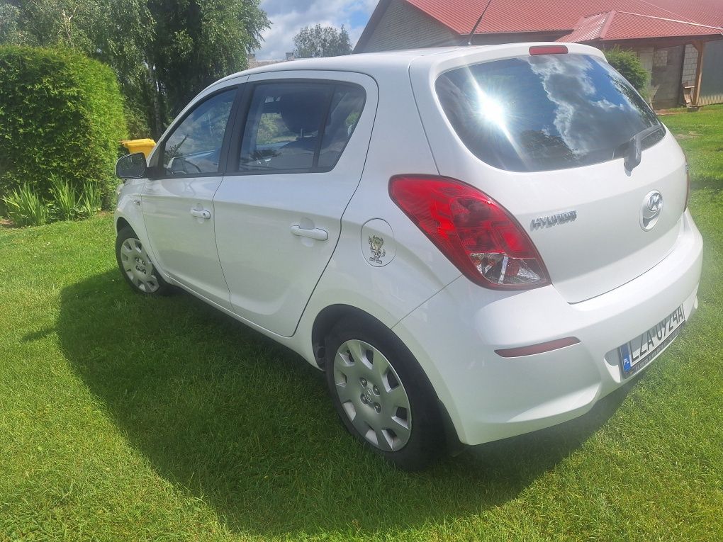 Hyundai i20 2014 LPG benzyna gaz biały