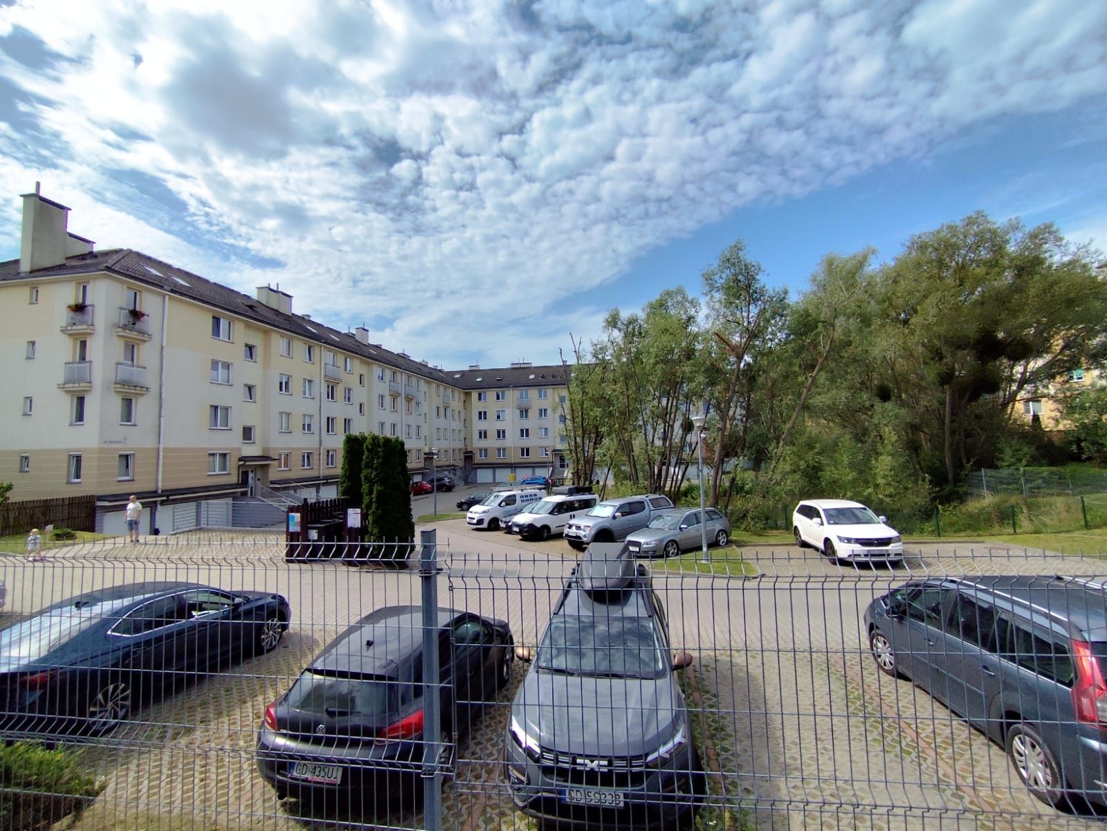 Wynajmę młodej osobie pracującej bądź studentom