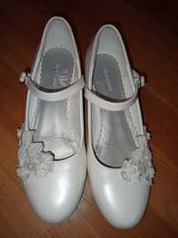 Buty białe komunijne 37