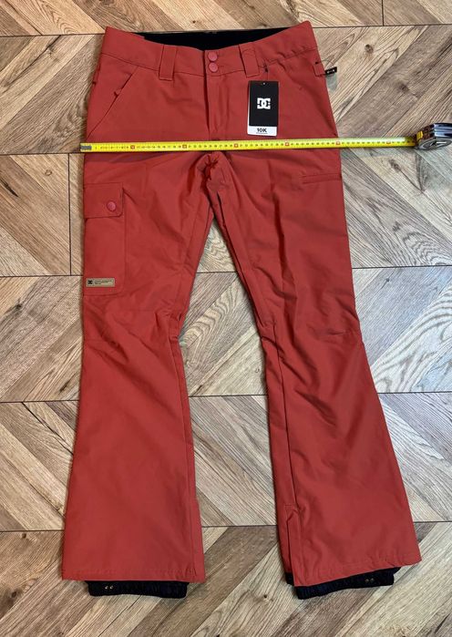 Nowe spodnie snowboardowe damskie DC rozmiar "M" (160-165 cm)