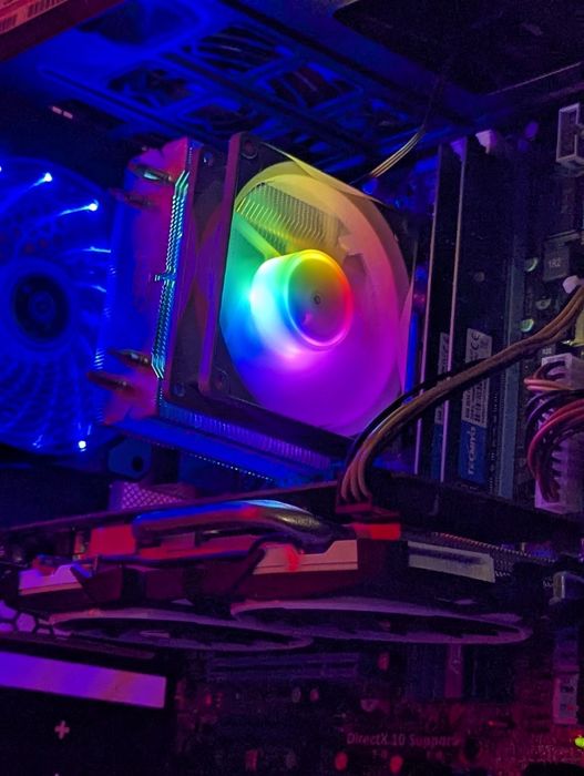 Ігровий ПК | RX 570 | 4 Ядра/8 Потоків | 16GB RAM |600 GB SSD+HDD