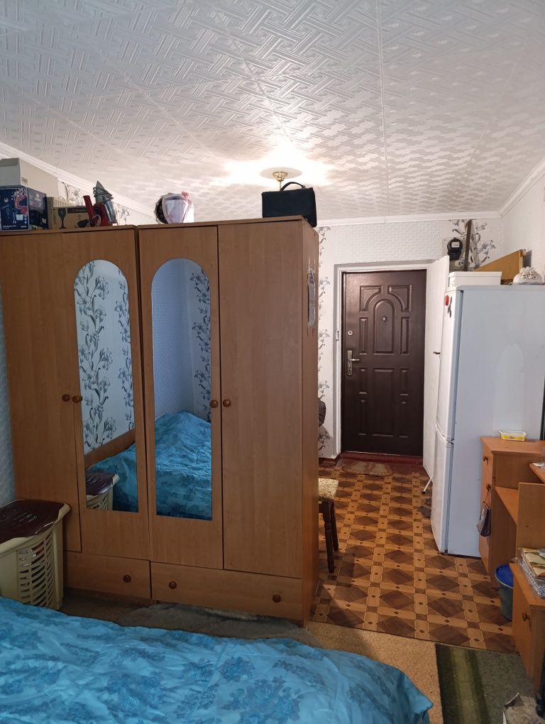Продається кімната в гуртожитку,м.Яготин,район Цинс.