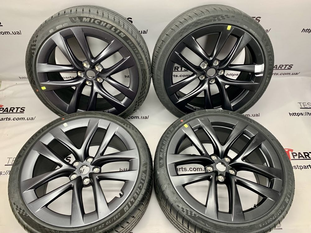 Tesla model 3, model Y, model S plaid колеса шини диски