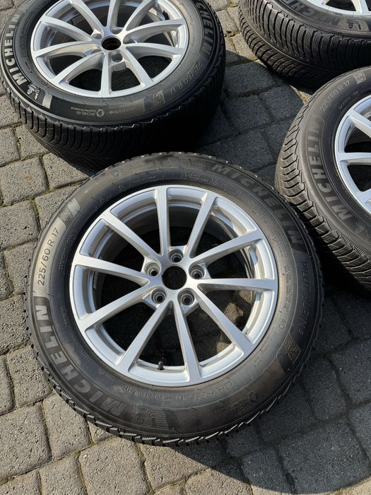 Sprzedam koła zimowe audi a6 c8 255/60 R17